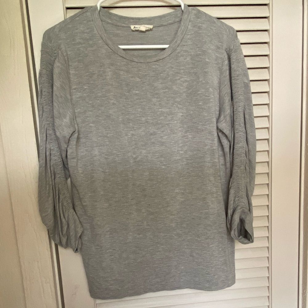 Jane & Delancey Grey academia professor teacher 3/4 sleeve knit tunic top
